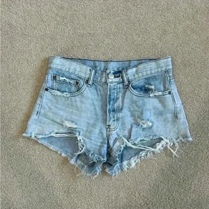BDG essential short mid rise light blue distressed jeans